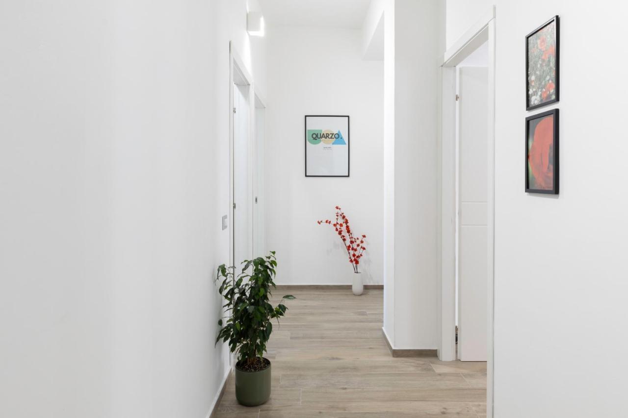 Quarzo. Modern Rooms Cagliari Exterior foto